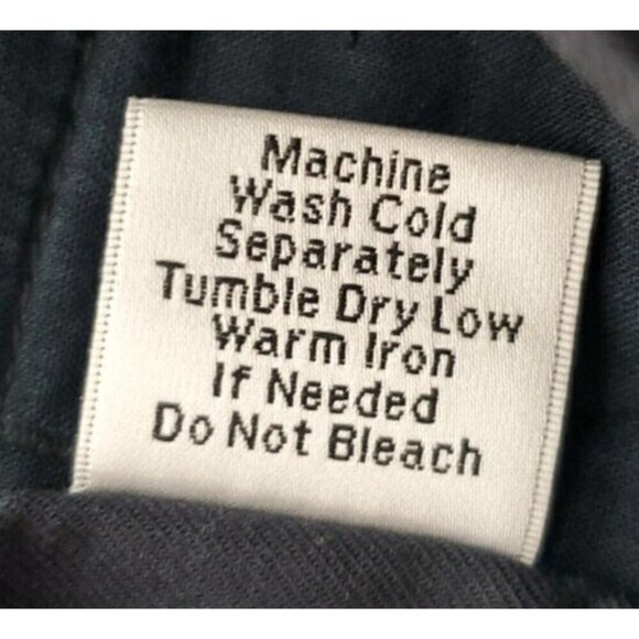 Cabi Bermuda 'Marine' Navy Shorts Size 4 Mid Rise NWT - Picture 13 of 13